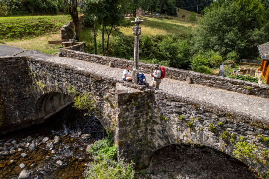 Pont des pèlerins -Saint-Chély d'Aubrac ©AFCC JJGelbart