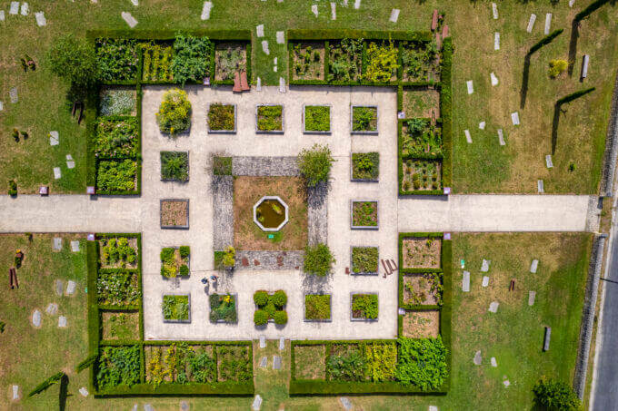 Jardin médiéval - Aulnay Saintonge ©AFCC JJGelbart