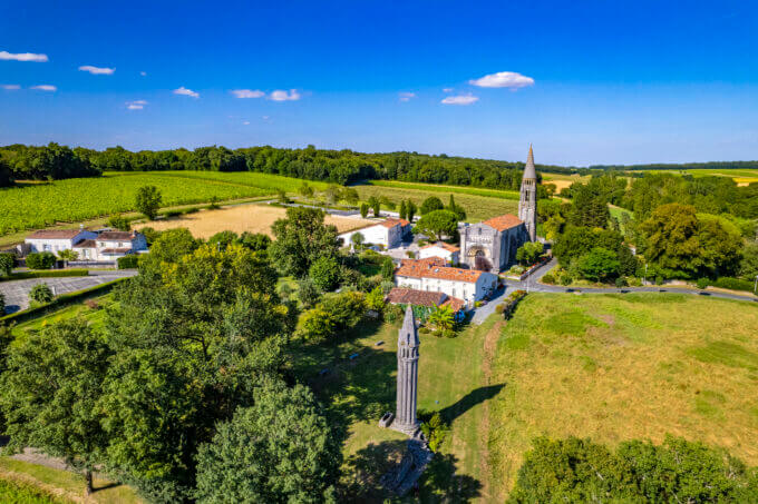 Vue aérienne sur Fenioux ©AFCC JJGelbart