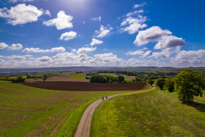 Champs de Fontenay-près-Vézelay - Véloroute 56 ©AFCC JJGelbart